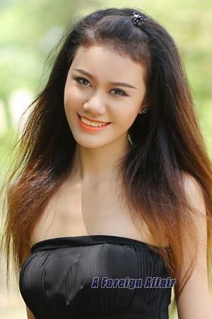 227012 - Thi Diem Thuong Age: 34 - Vietnam